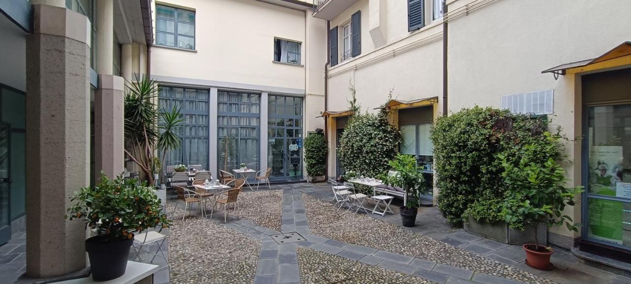 Carducci Acomodação com café da manhã Como Exterior foto